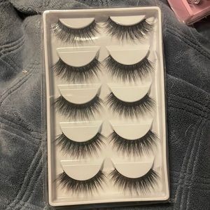Long, thick, new false eyelashes